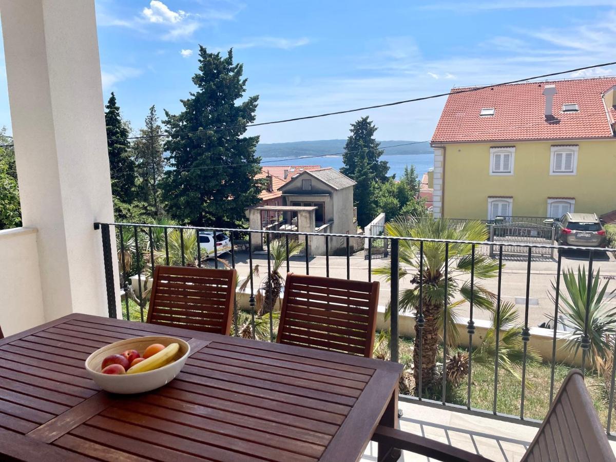 Apartments Maja Драмал Екстериор снимка